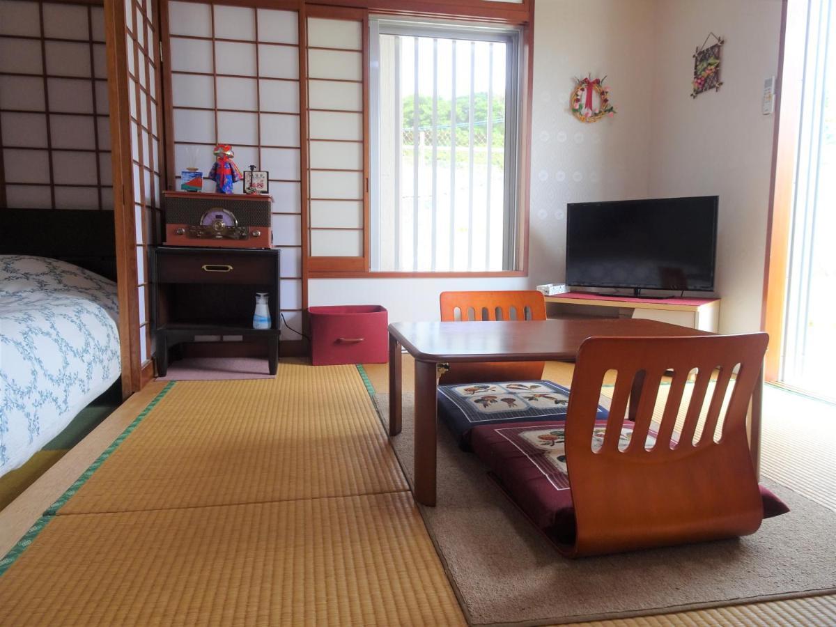 Hotel Minshuku Itoman Bettei Goyukkuri Exterior foto